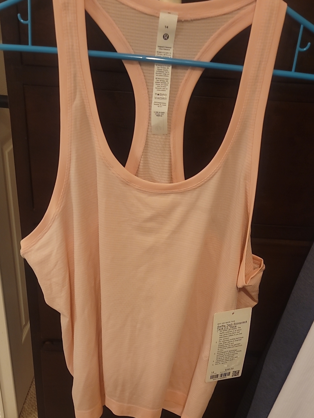 NWT lululemon Strawberry Milkshake Swiftly Tech Scoopneck Tank 2.0 Race Size 14